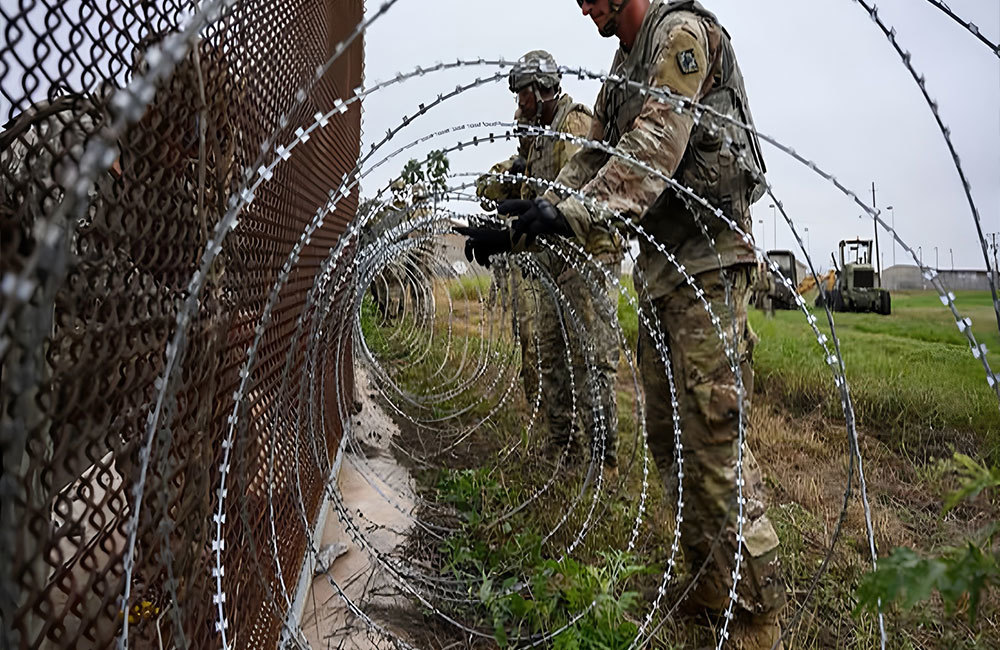 Application scenarios and characteristics of blade barbed wire mesh